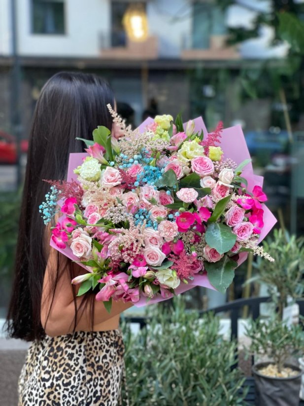Colorful Bouquet with Pink Roses and Blue Baby's Breath