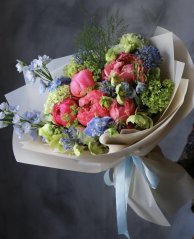 Farebná kytica s pivonkami č.17