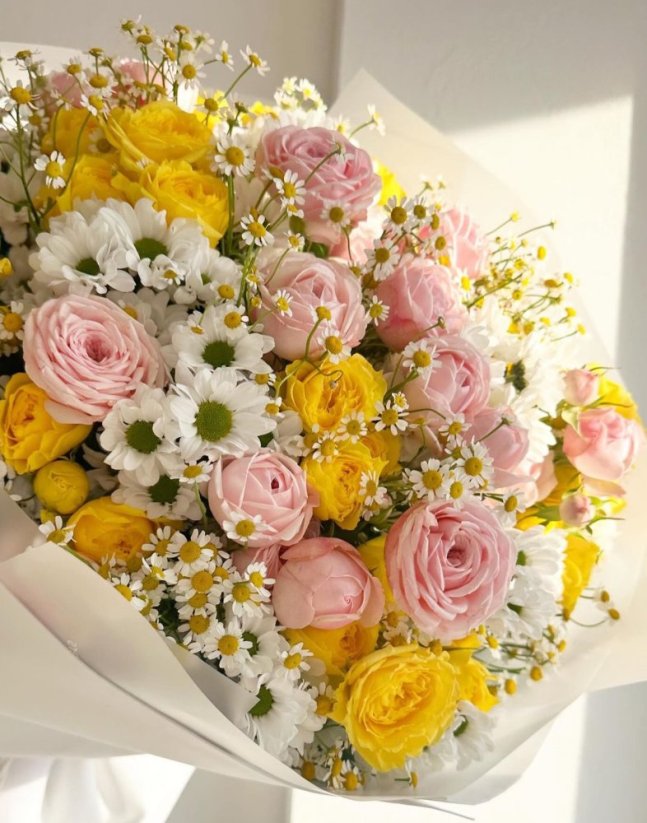 Multicolored Yellow and Pink Rose Bouquet