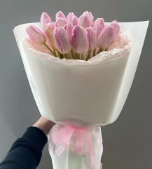 Bouquet of tulips no. 82