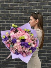 Pink hydrangea with purple rose